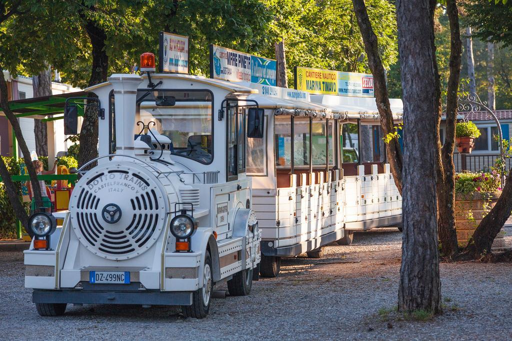 Camping Village Mare Pineta Sistiana Exterior photo